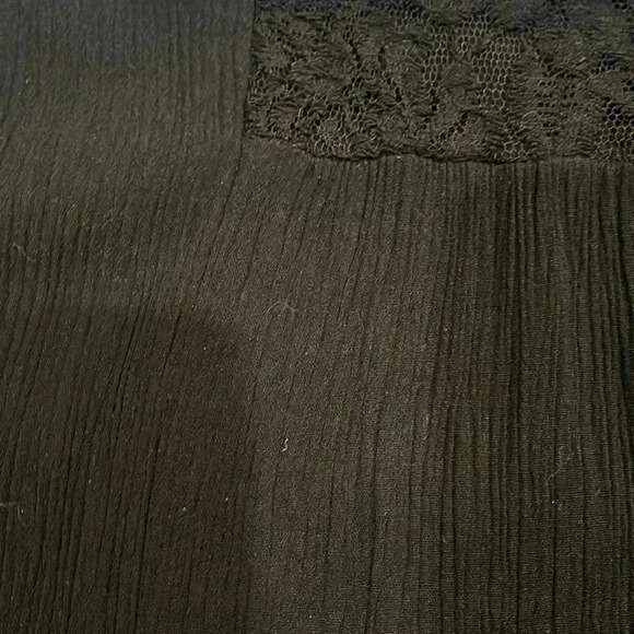 ❤️2/$30❤️[M]Kismet  Black Lace Trimed Square Neck LS Blouse - Picture 9 of 10